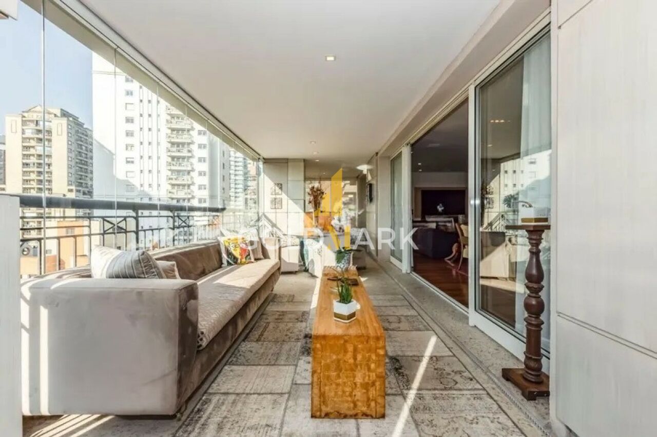 Apartamento em Vila Nova Conceição - LL2553