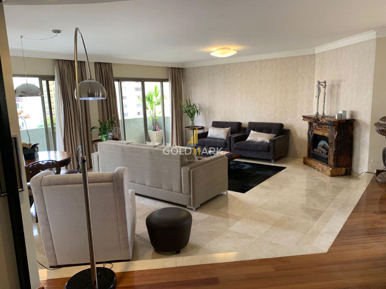 Apartamento em Moema - LL2959