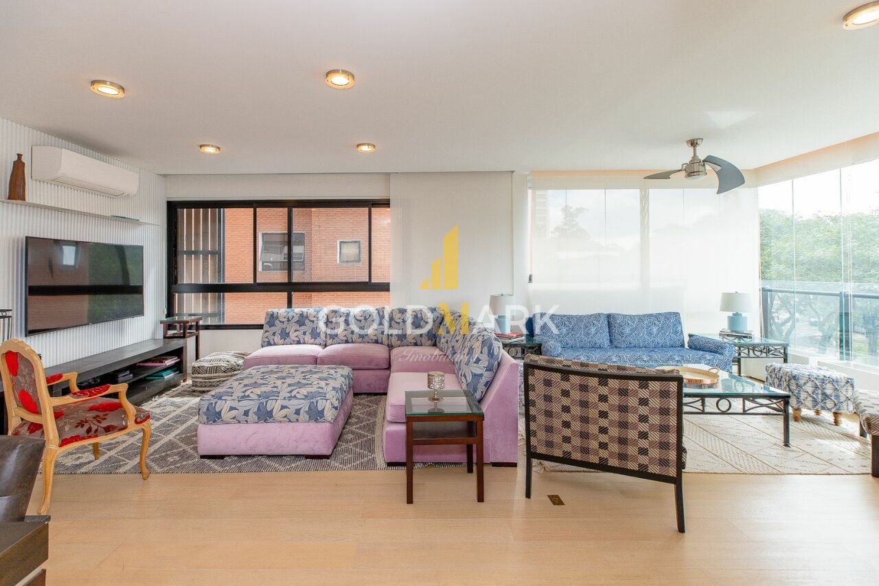 Apartamento em Moema - LL3804