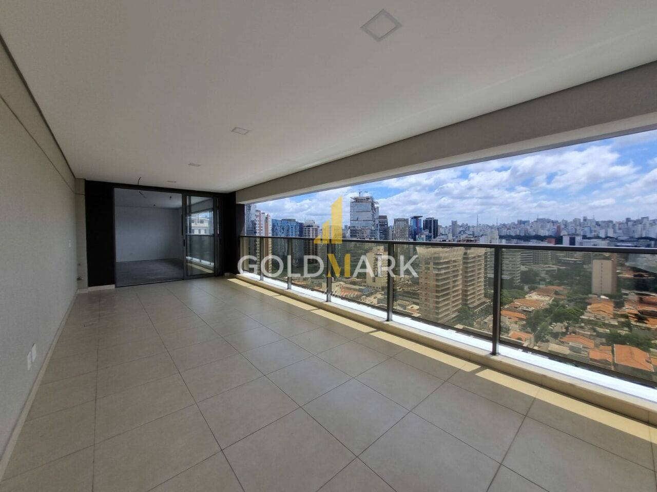 Apartamento em Vila Nova Conceição - LL4383