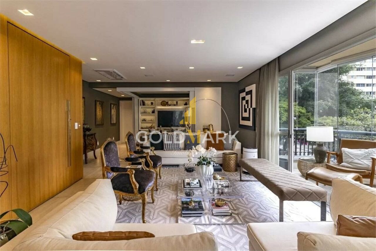 Apartamento em Moema - LL4623