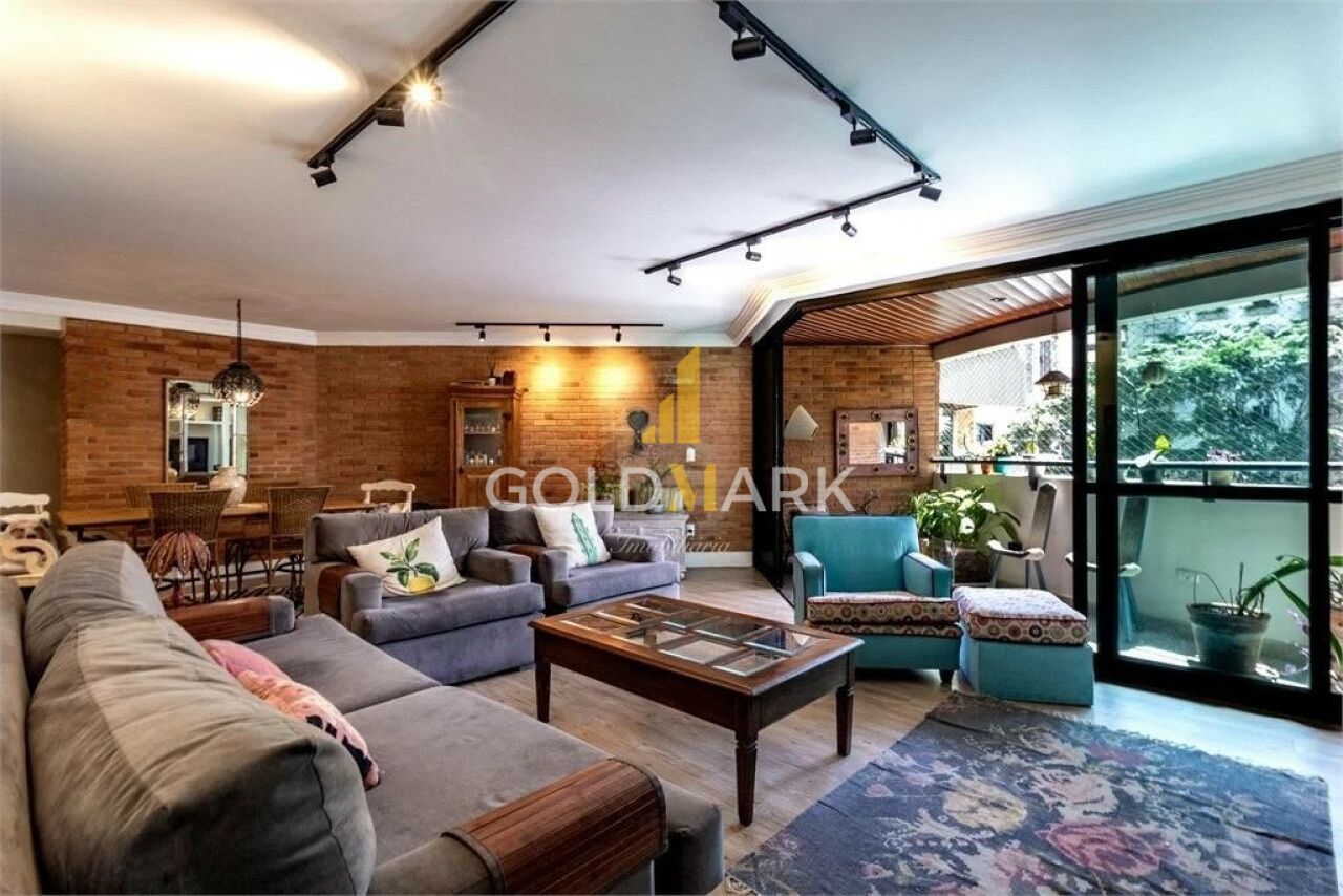 Apartamento em Moema - LL4639