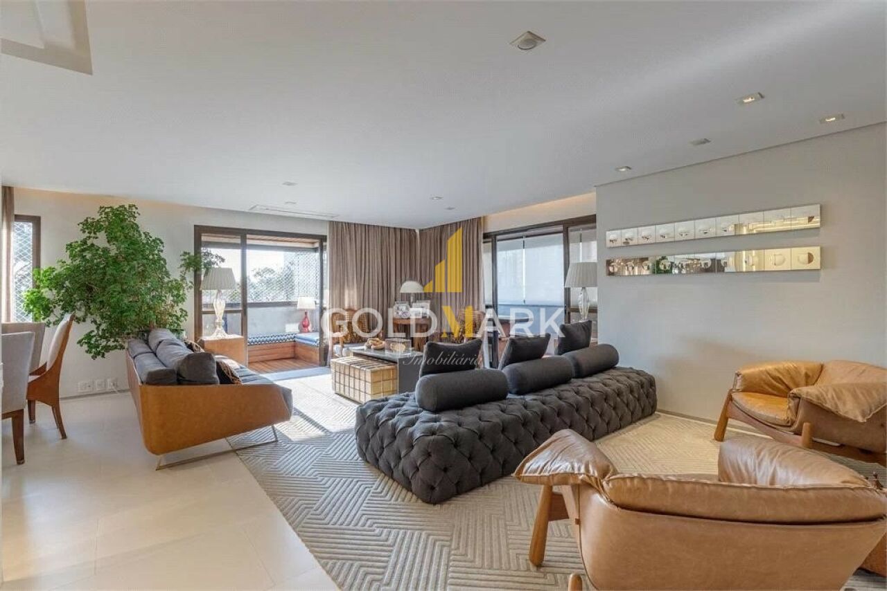 Apartamento em Moema - LL4670