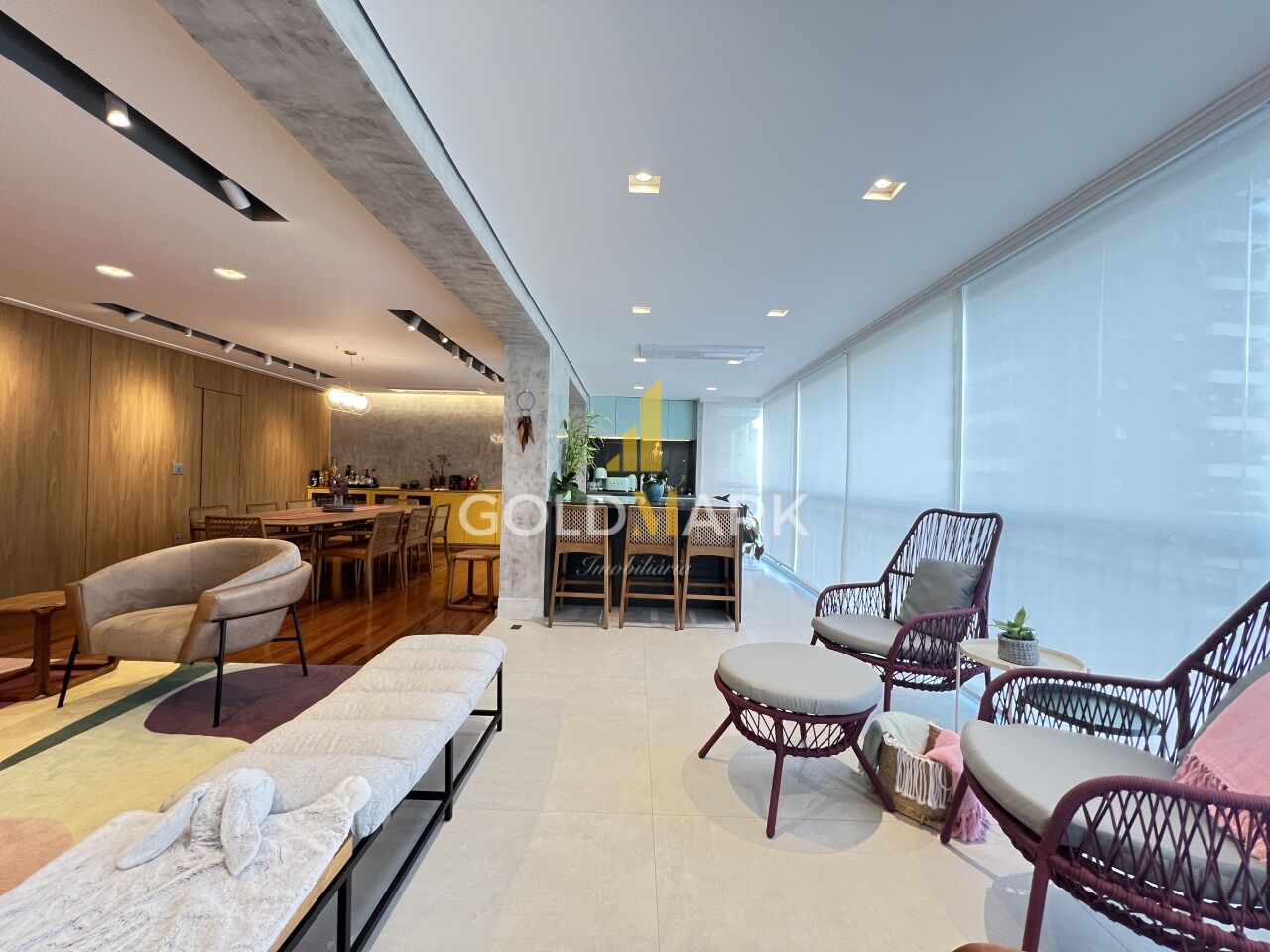 Apartamento em Vila Nova Conceição - LL4697
