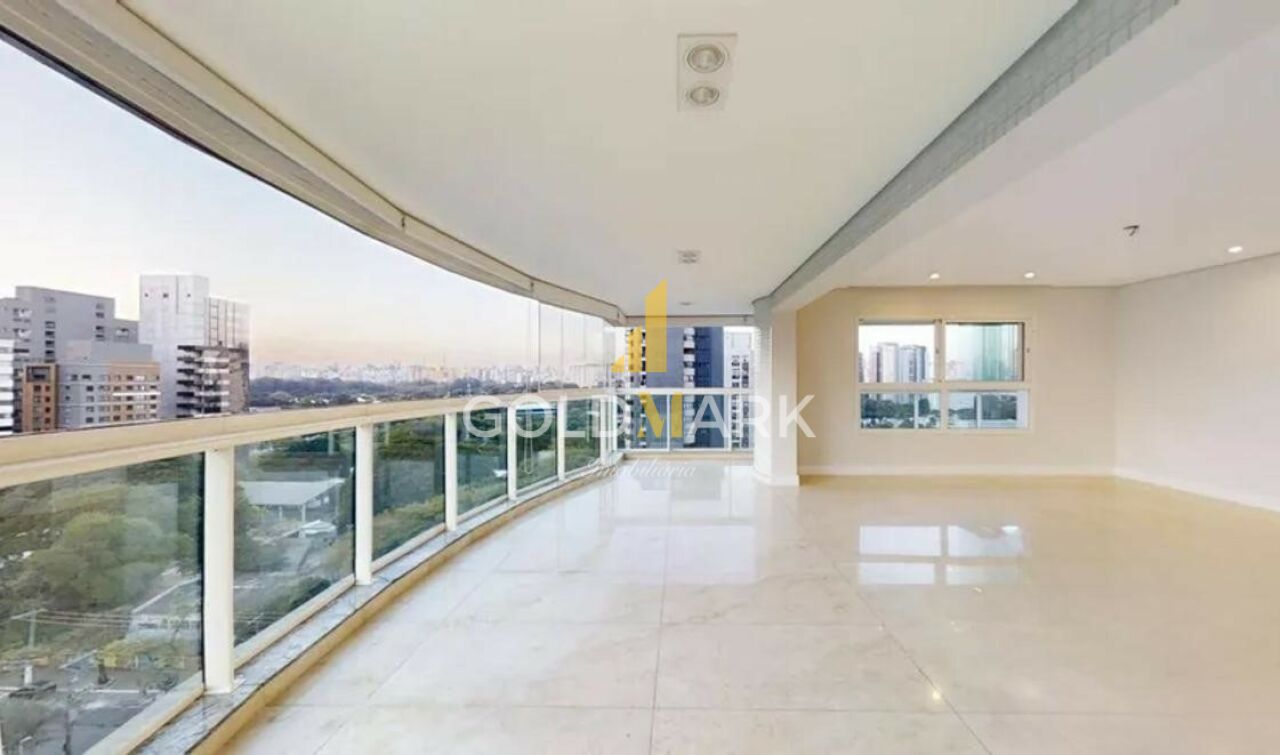 Apartamento em Moema - LL4733