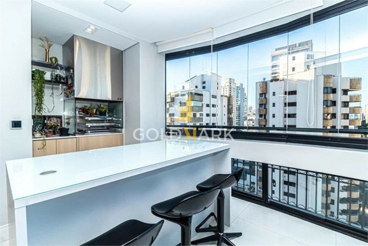 Apartamento em Moema - LL4764