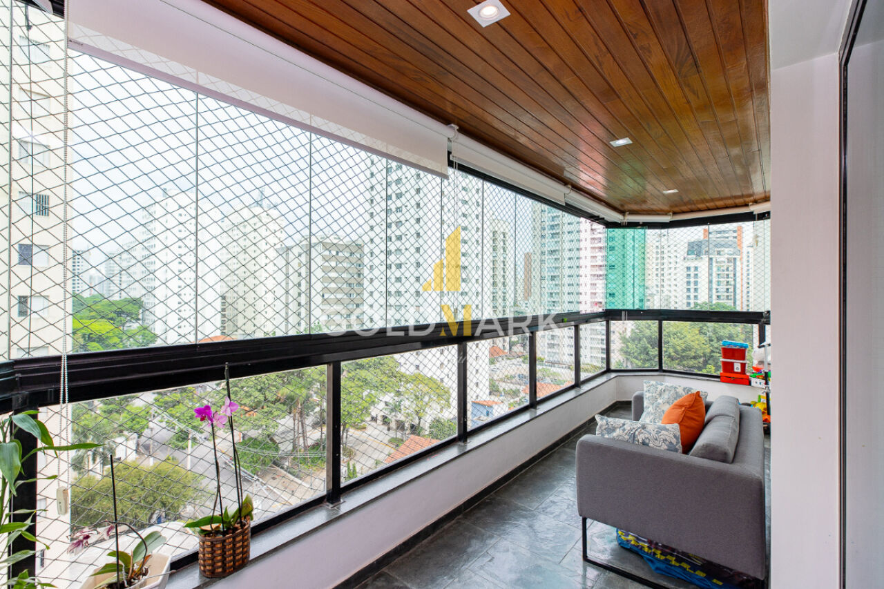 Apartamento em Moema - LL4832