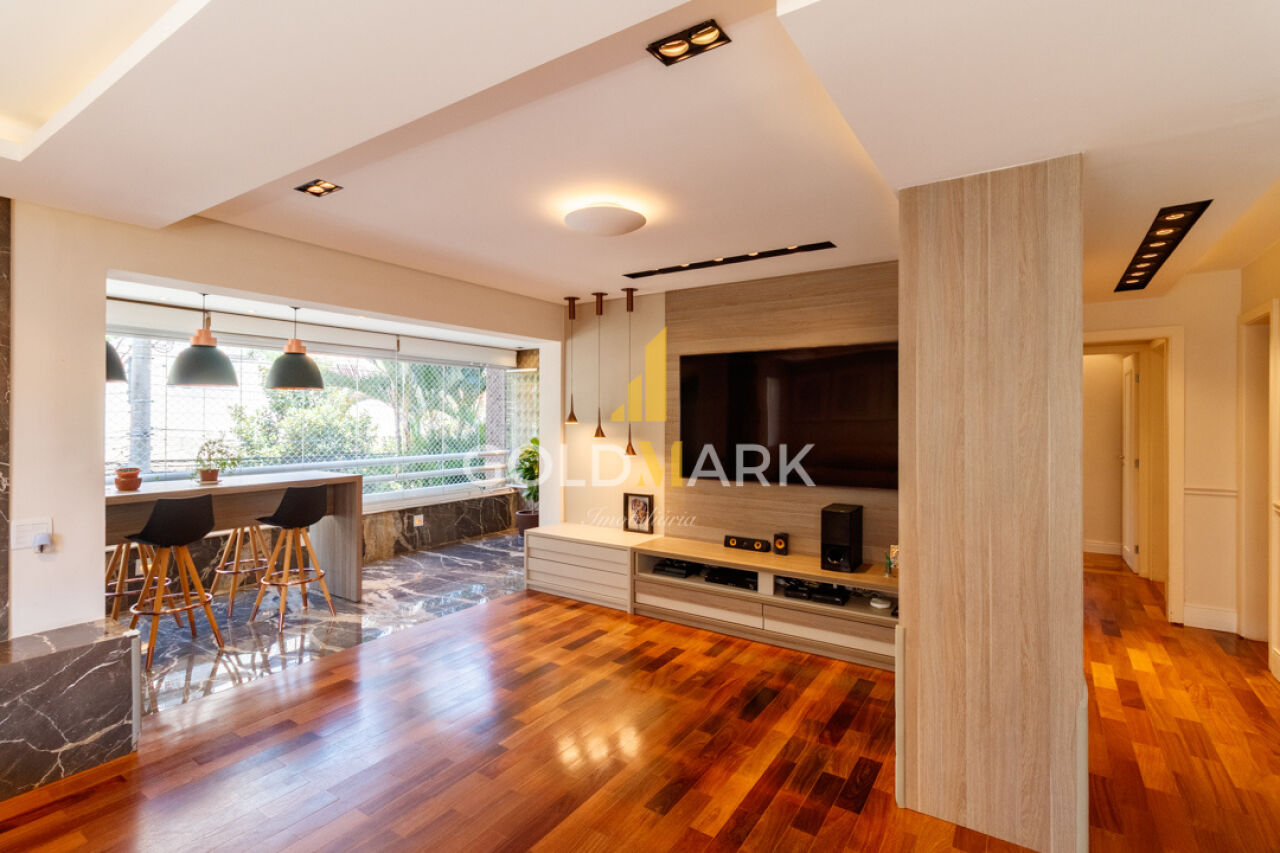 Apartamento em Vila Olímpia - LL4900