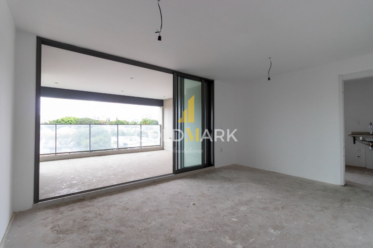 Apartamento em Campo Belo - LL4952