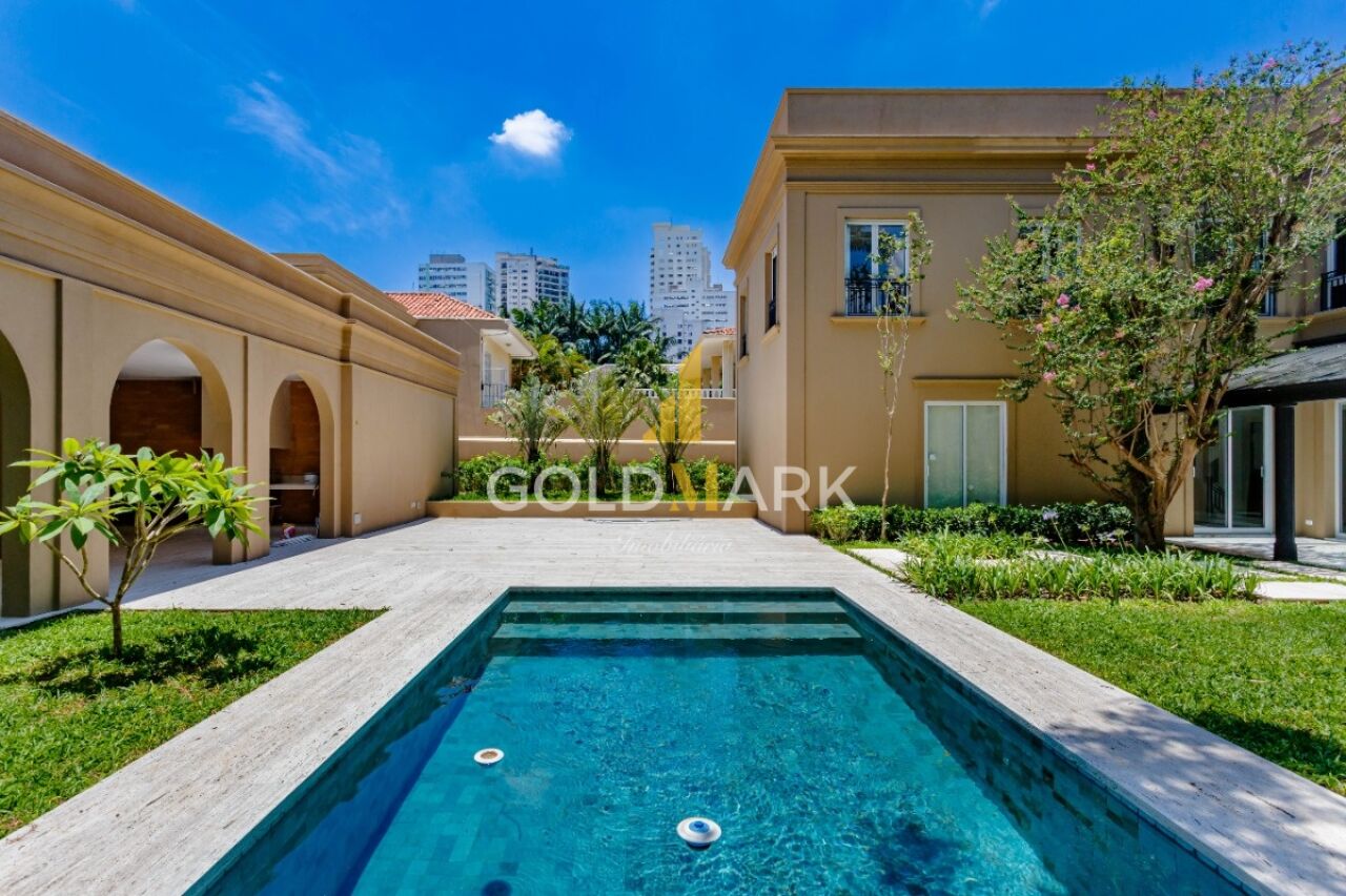 Casa Sobrado em Jardim América - LL4982