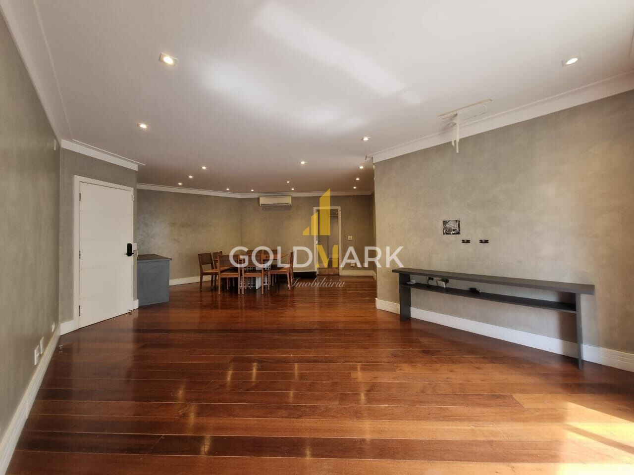 Apartamento em Vila Nova Conceição - LL5111