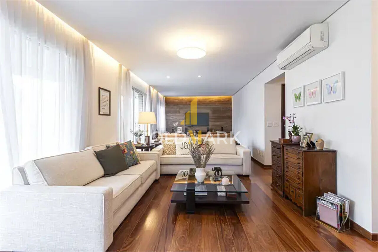 Apartamento em Moema - LL5348