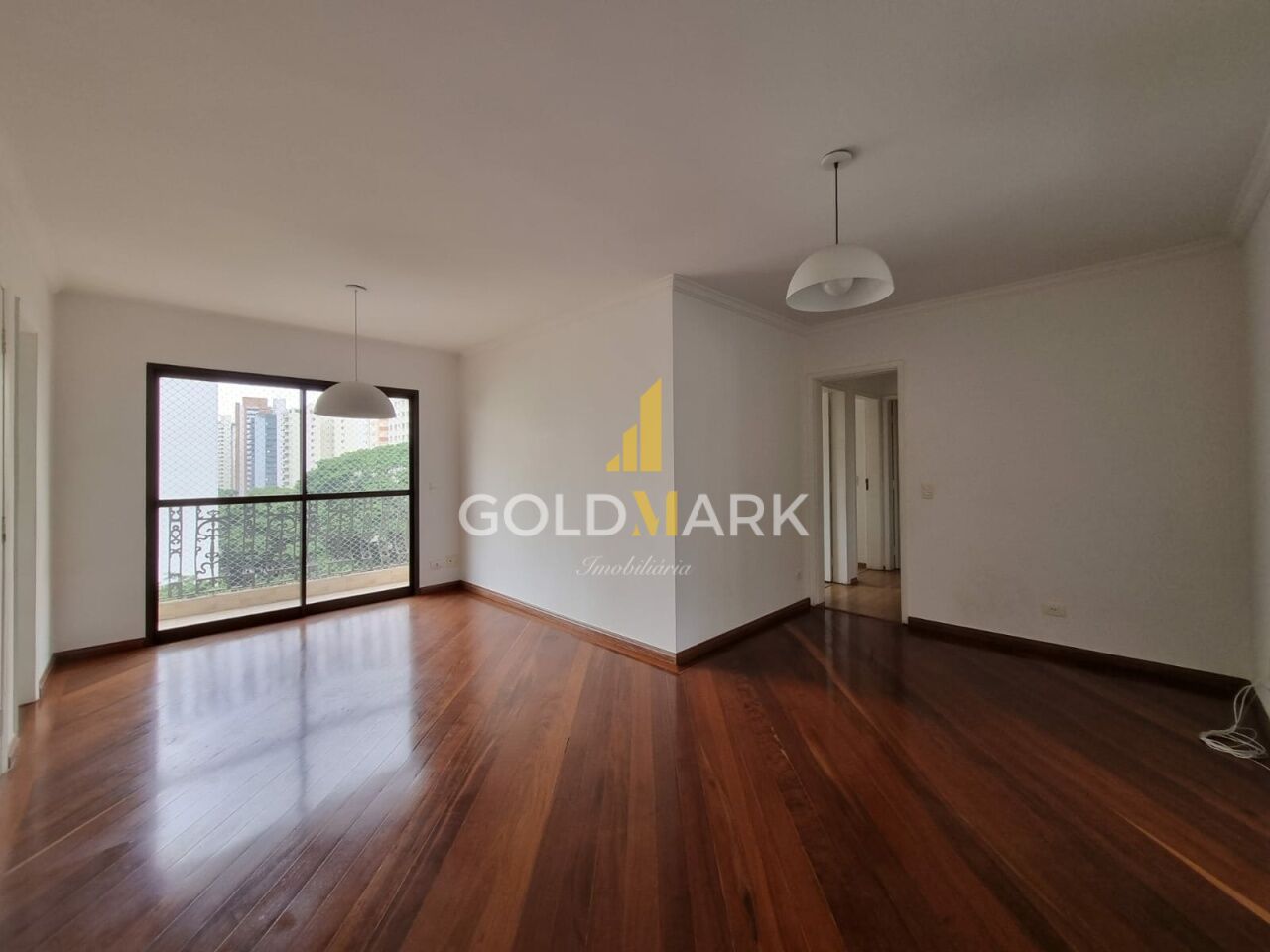 Apartamento em Moema - LL5485