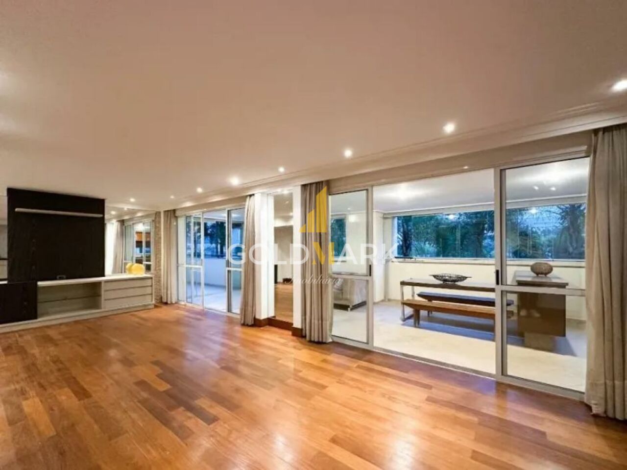 Apartamento em Brooklin Novo - LL5502