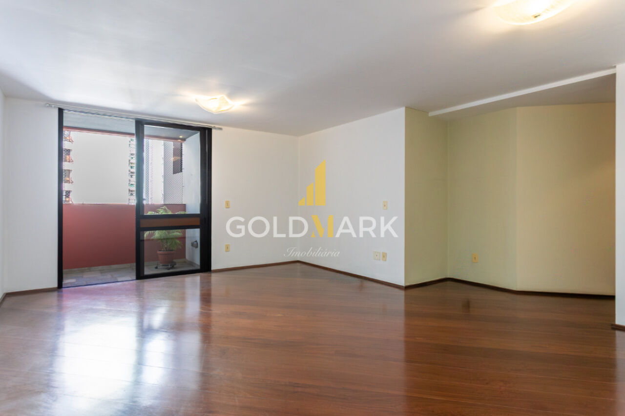 Apartamento em Moema - LL5524