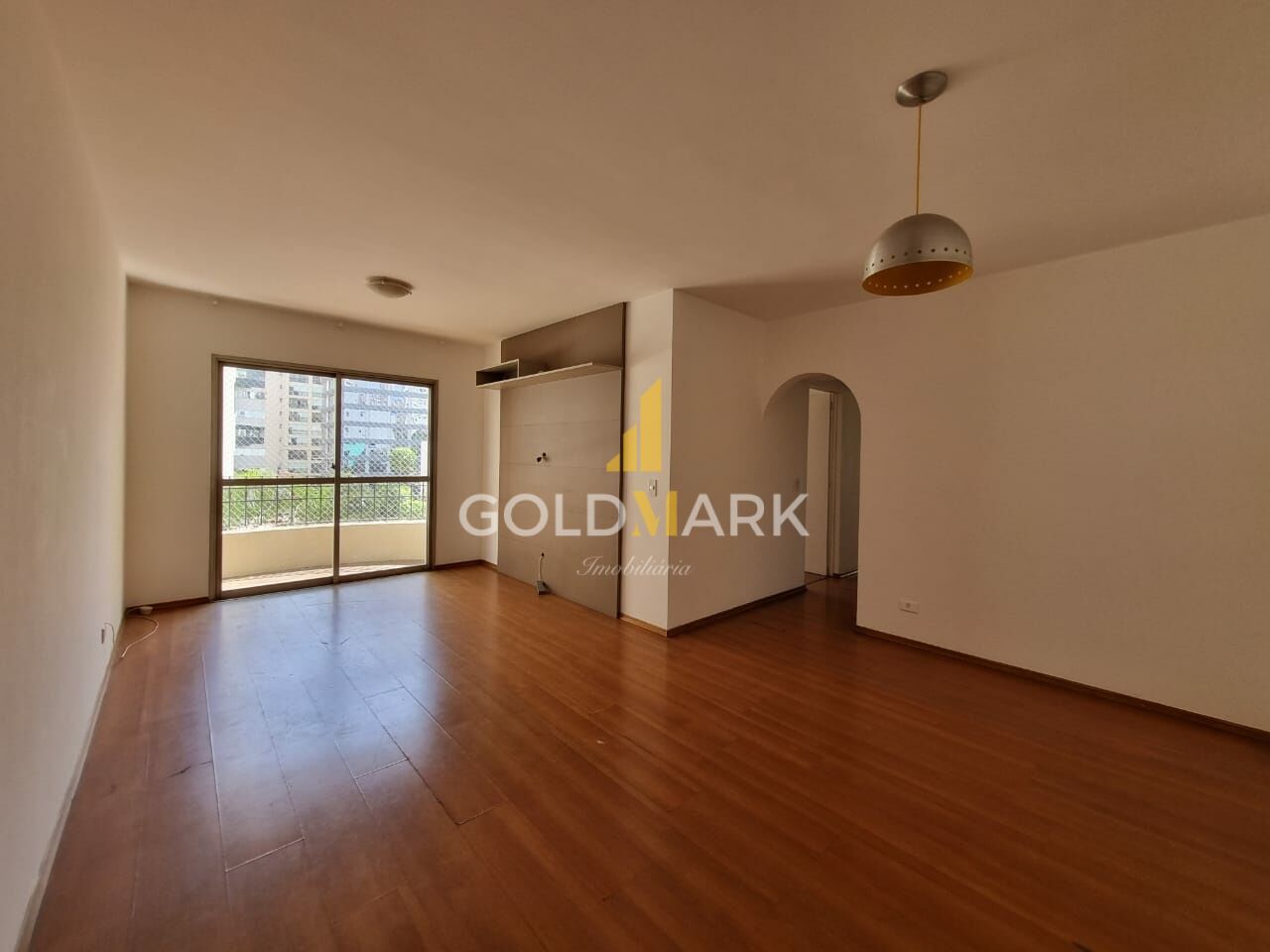 Apartamento em Moema - LL5601