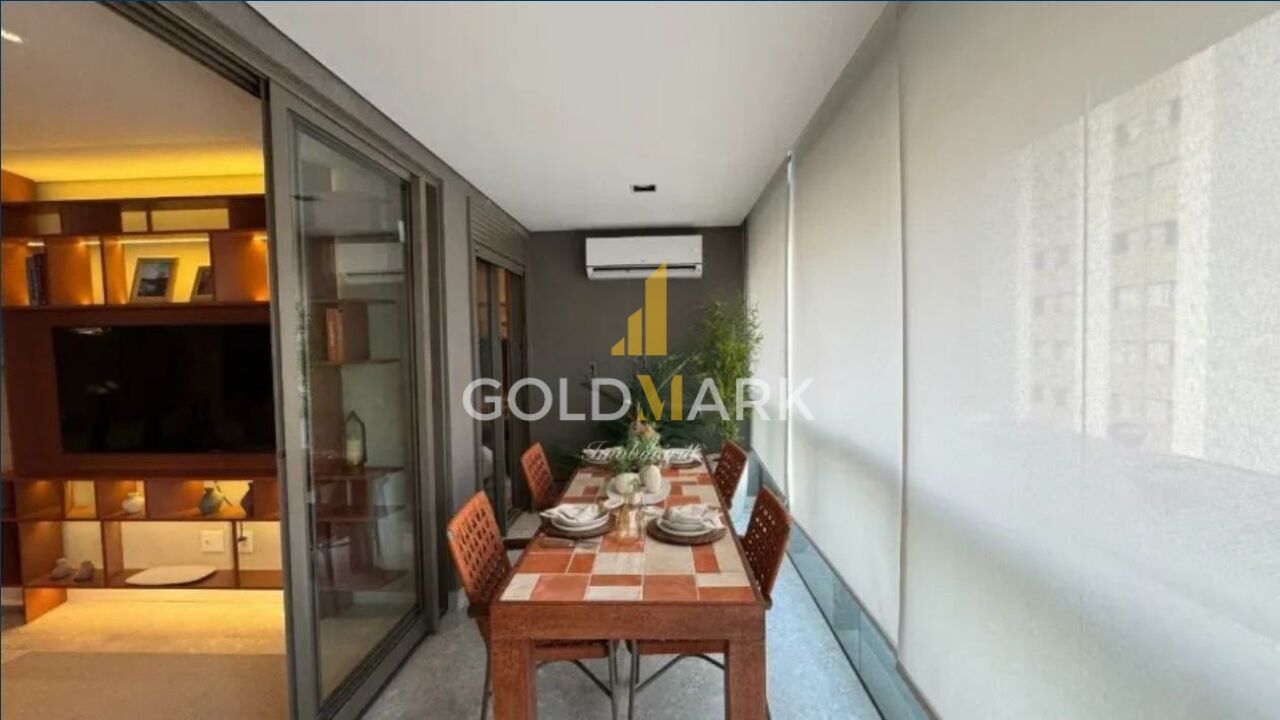 Apartamento em Moema - LL5613