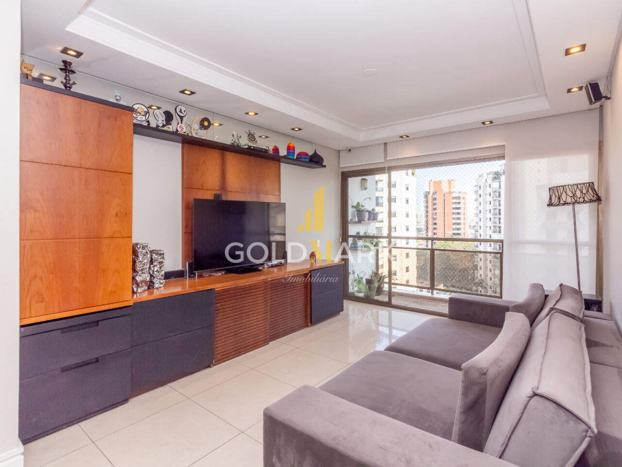 Apartamento em Moema - LL5642