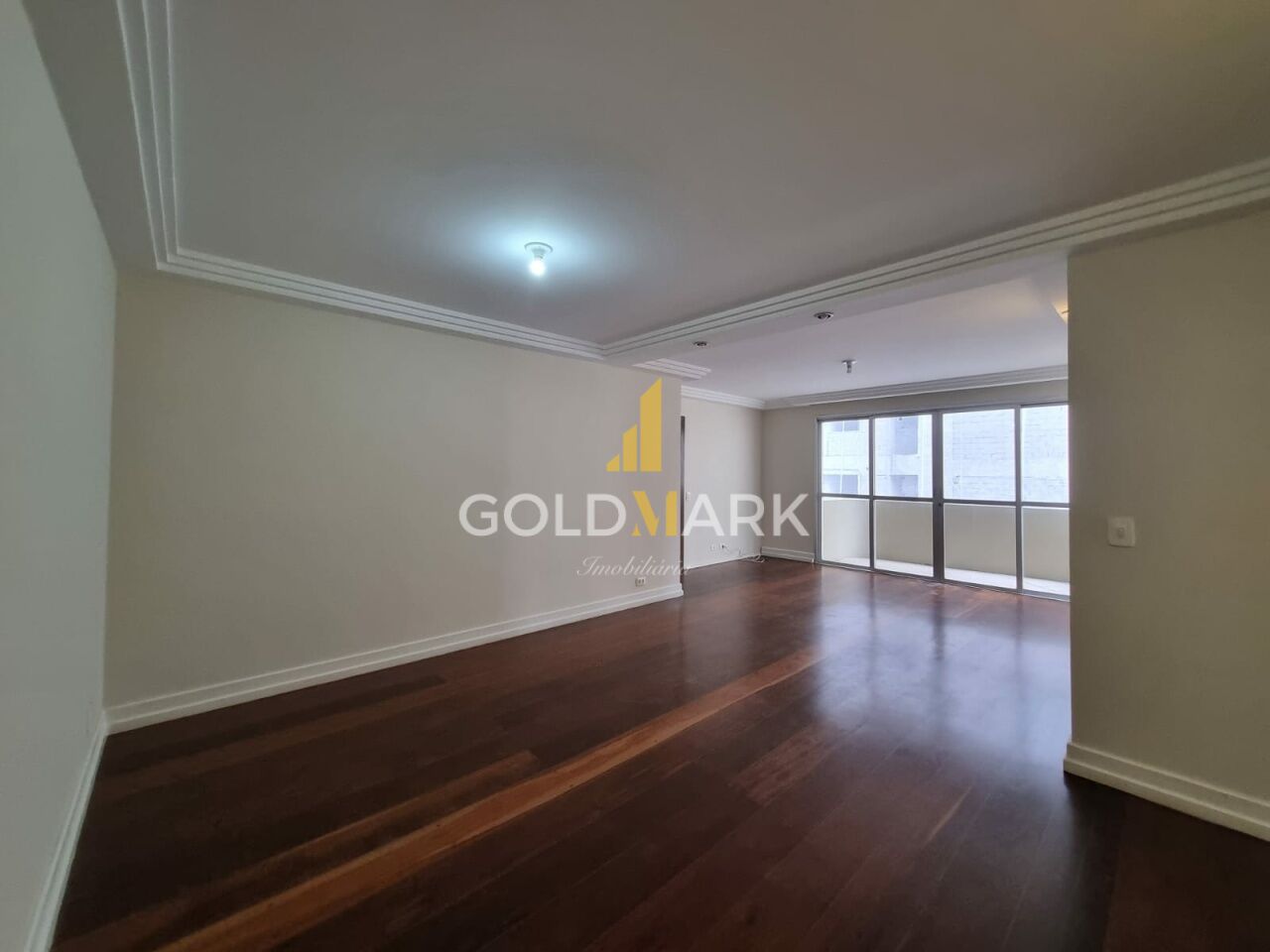 Apartamento em Moema - LL5679