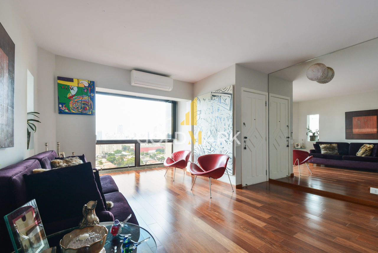 Apartamento em Vila Nova Conceição - MI35407