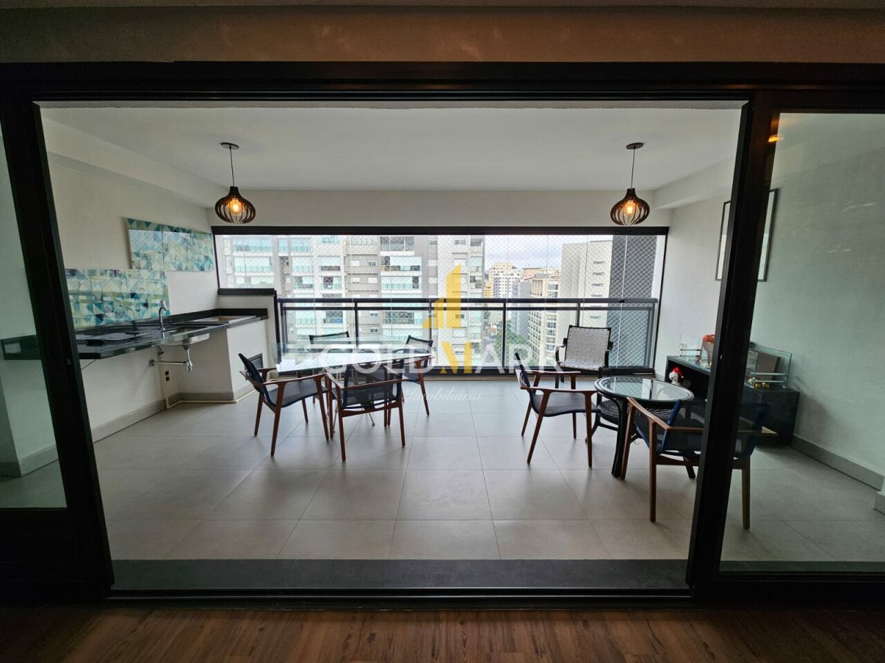 Apartamento em Moema - MI44586