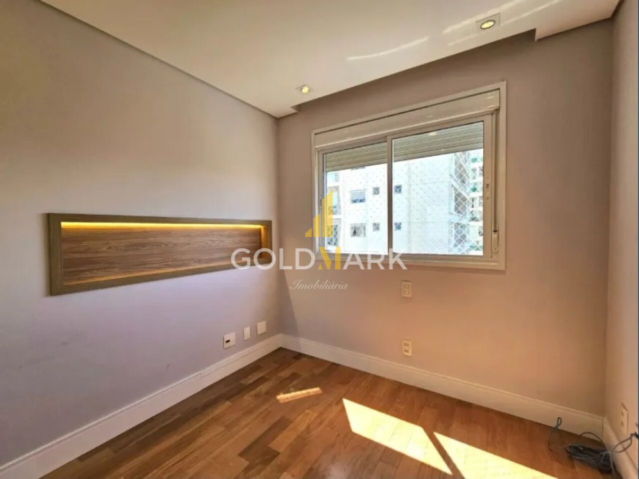Foto 25 :: MI49520