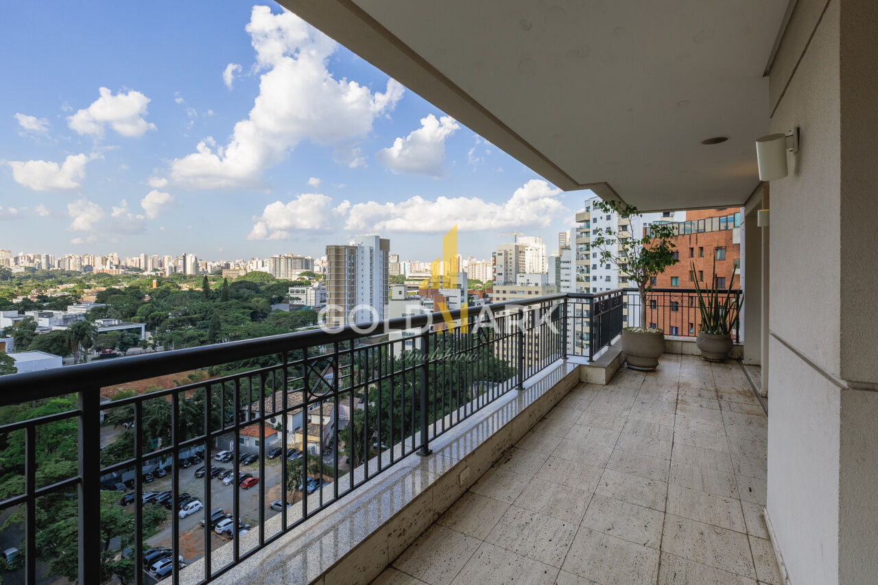 Apartamento em Moema - MI5070
