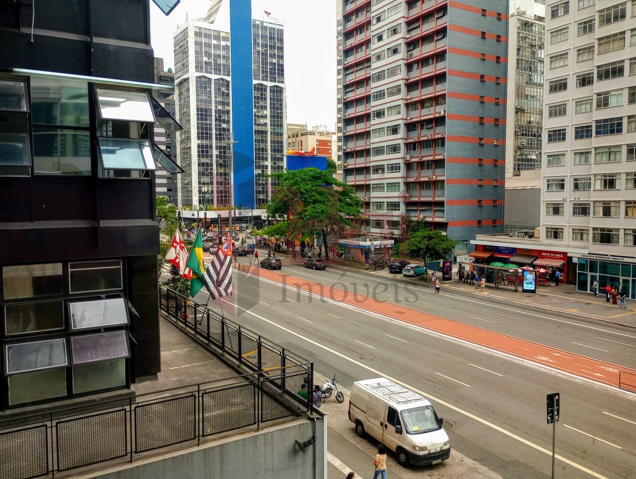 Conjunto Comercial e Salas para Venda - Bela Vista
