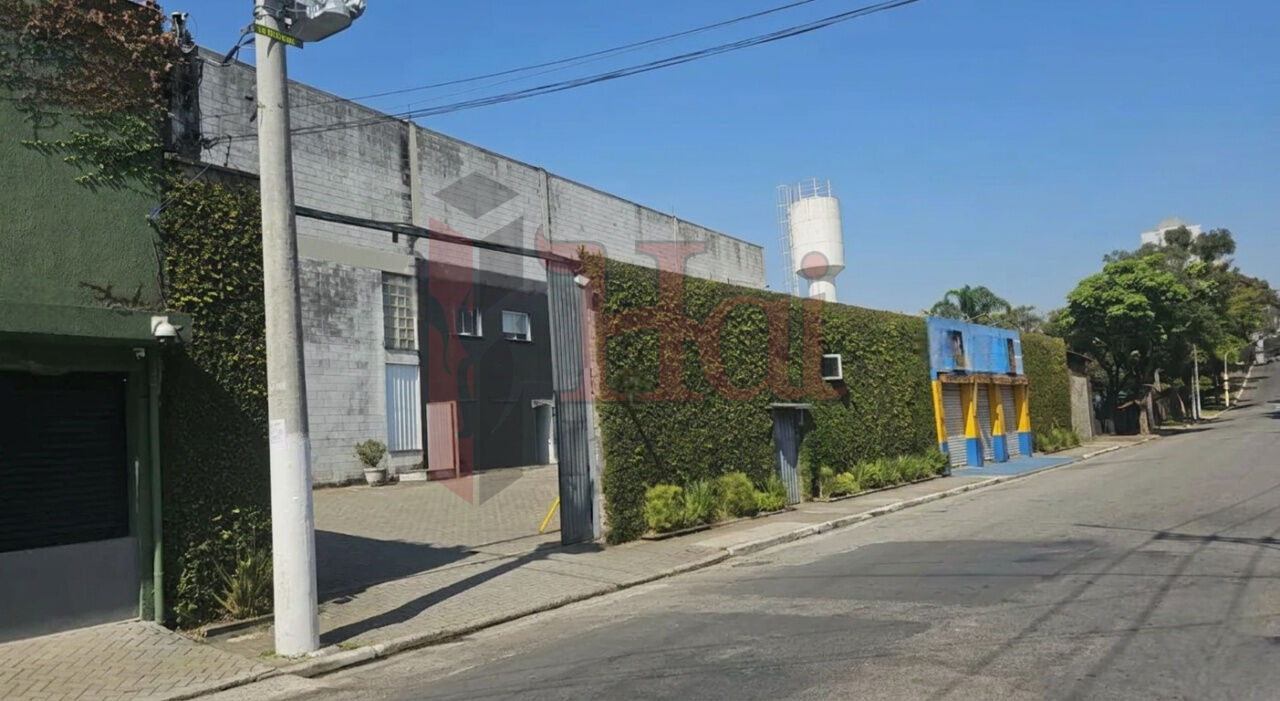 Galpão para Venda - Vila Santana