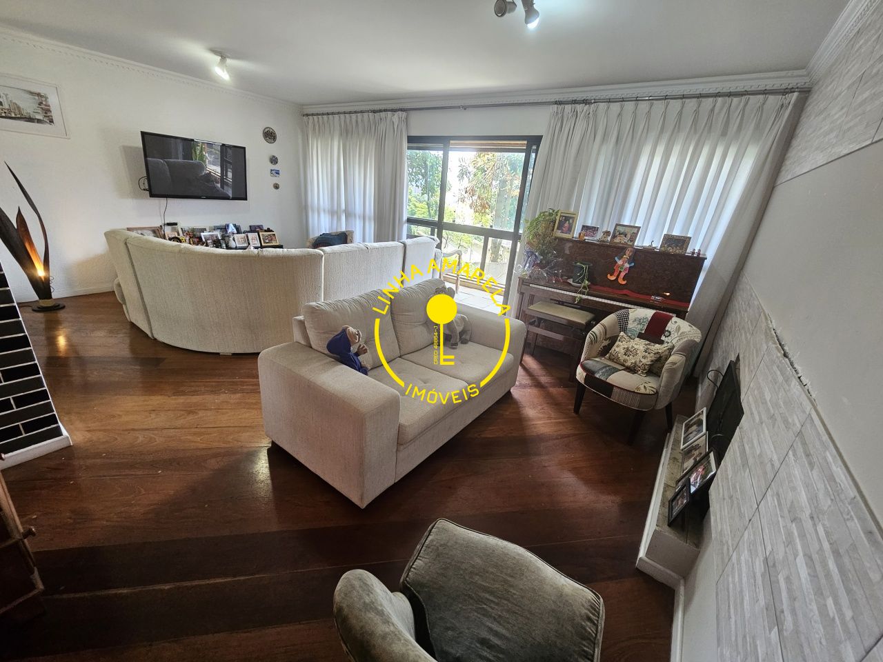 Apartamento em Jardim Leonor