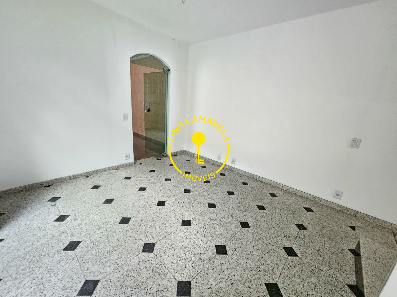 Foto 3 — Sobrado em Jardim Guedala