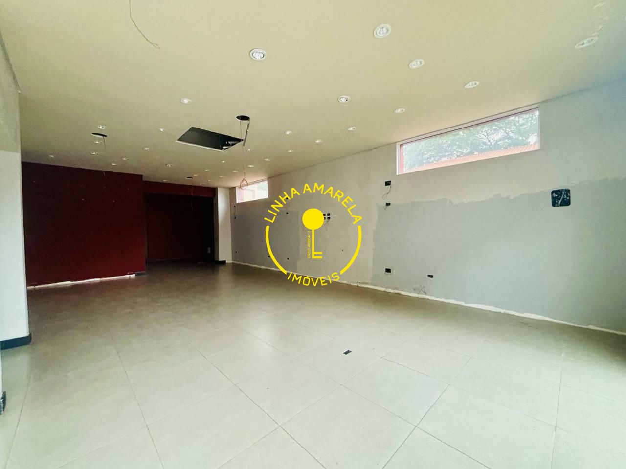 Foto 4 — Loja em Jardim Guedala