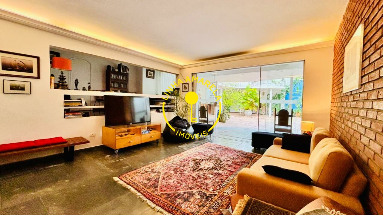 Foto 2 — Sobrado em Jardim Leonor