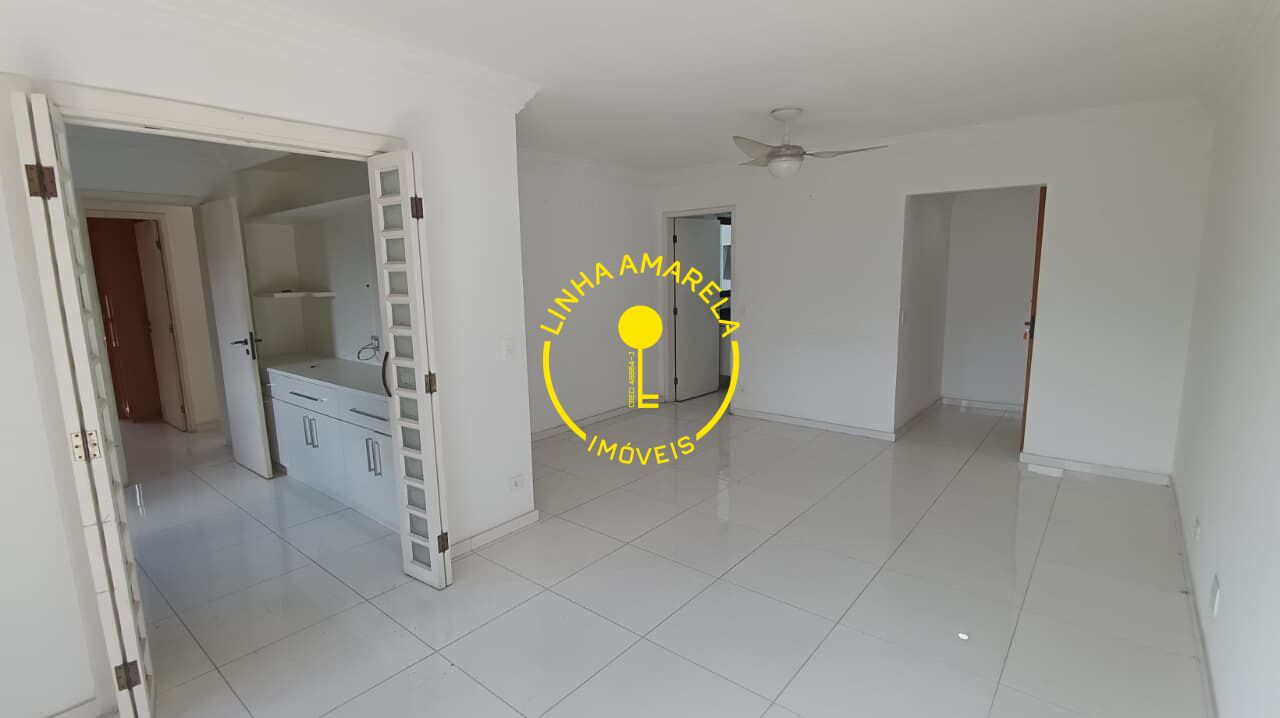 Apartamento em Jardim Leonor