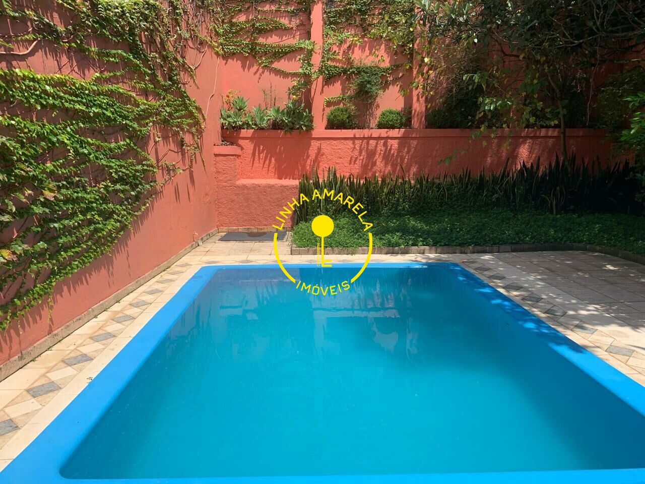 Foto 2 — Sobrado em Jardim Leonor
