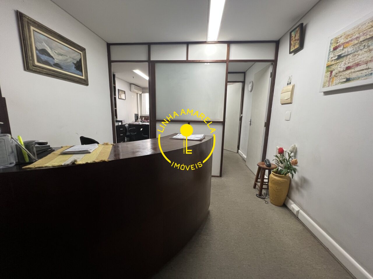 Foto 3 — Conj. Comercial em Jardim Guedala