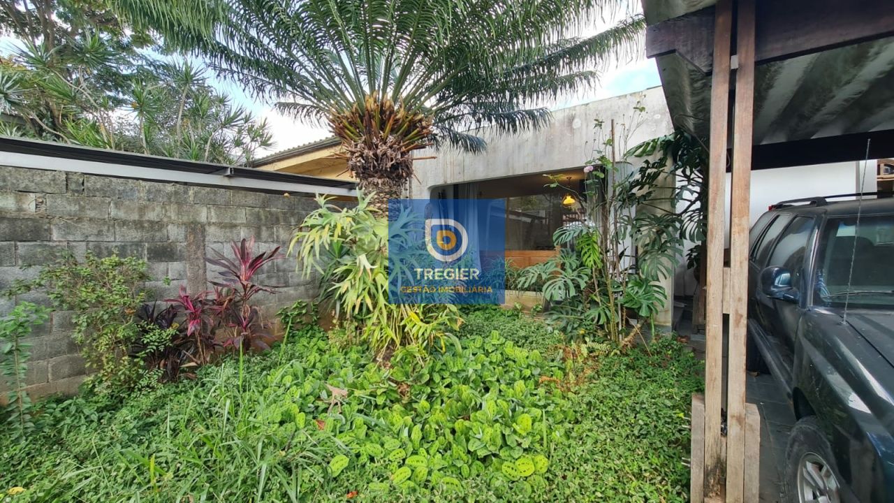 Casa Assobradada para Venda - Instituto de Previdência