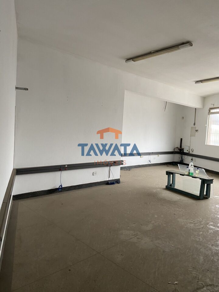 Sala Comercial - Av. Latinos - Oportunidade