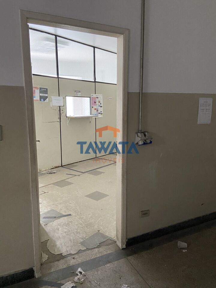 Sala Comercial - Av. Latinos - Oportunidade