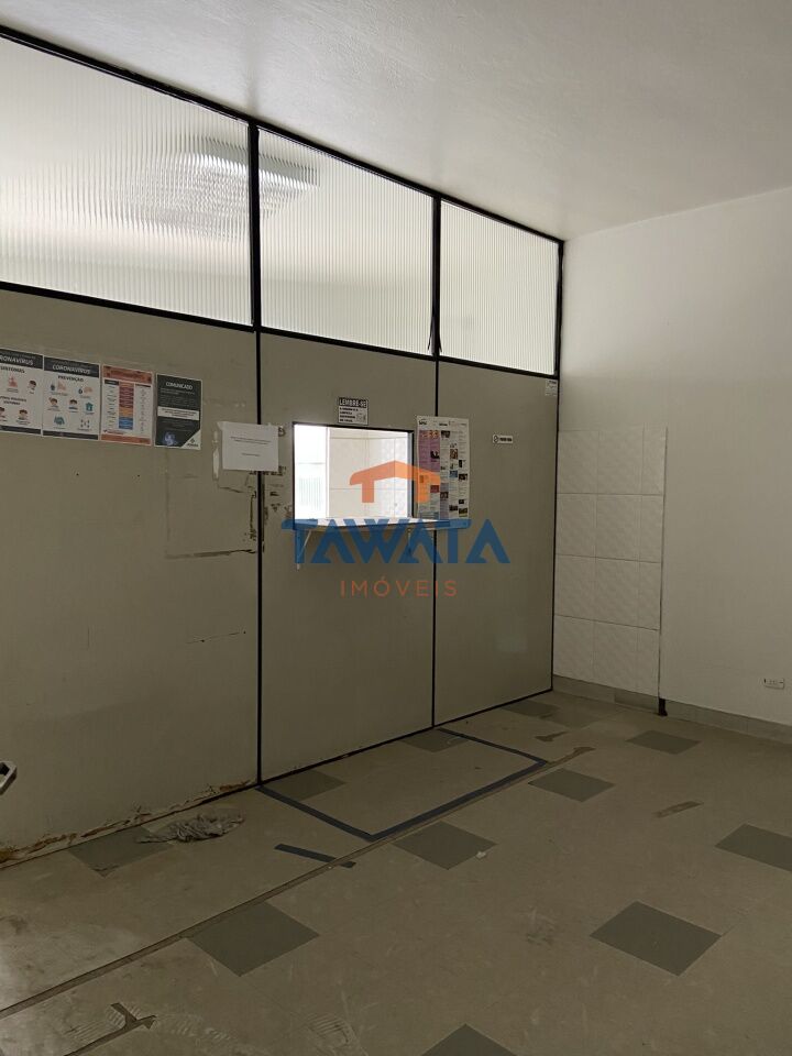 Sala Comercial - Av. Latinos - Oportunidade