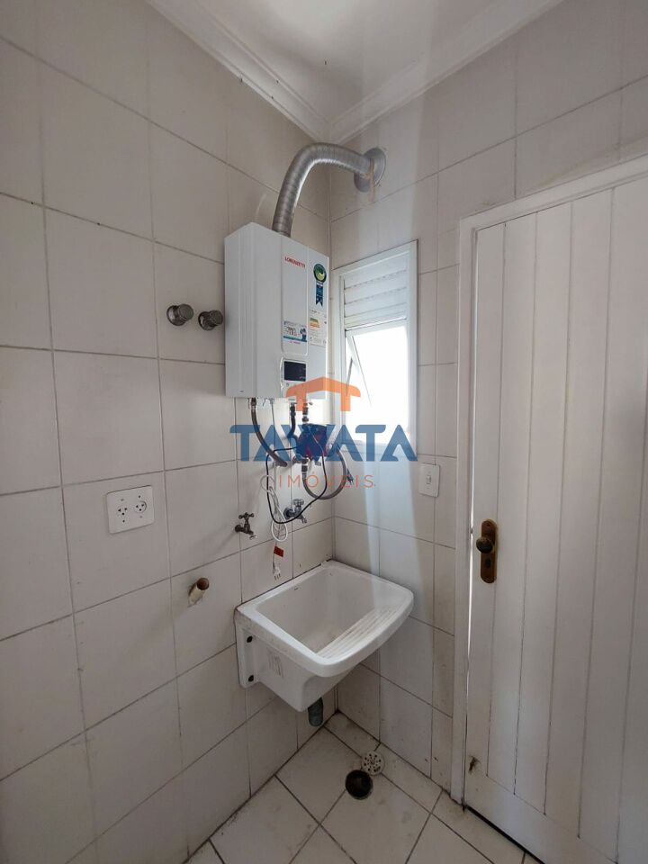 Sobrado em condomínio fechado próximo da Cangaíba