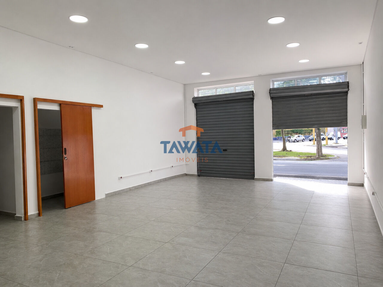 Salão comercial para locação na Vila Nova Manchester