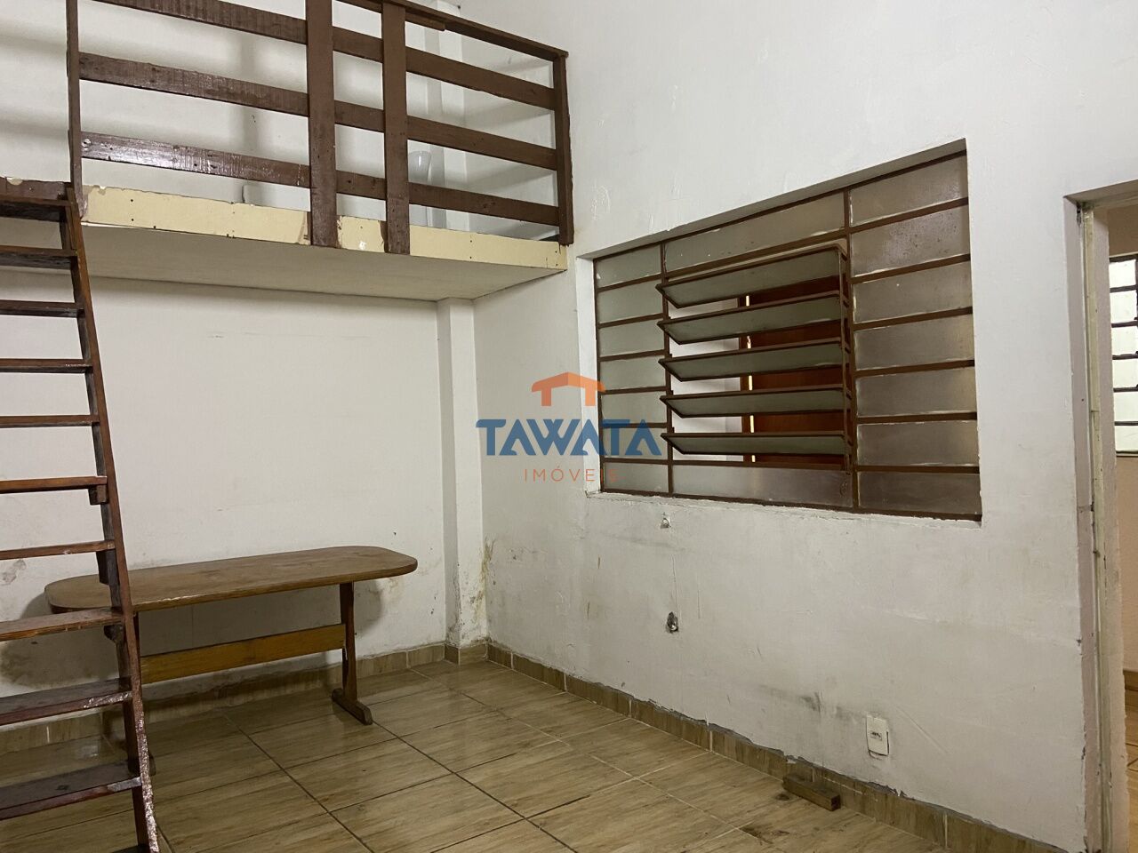 Salão comercial com ótima localização