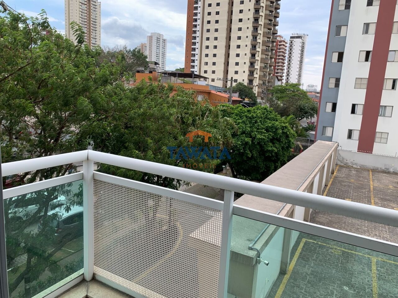 Locação - Sala com sacada e banheiro - Helbor Up Offices - Vila Carrão