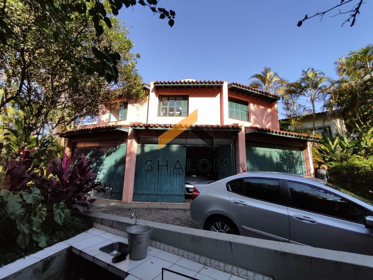 Sobrado para Venda - Instituto de Previdência