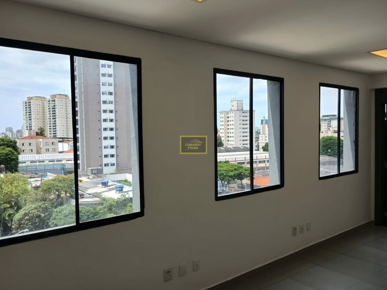 Foto 2 - EB98680