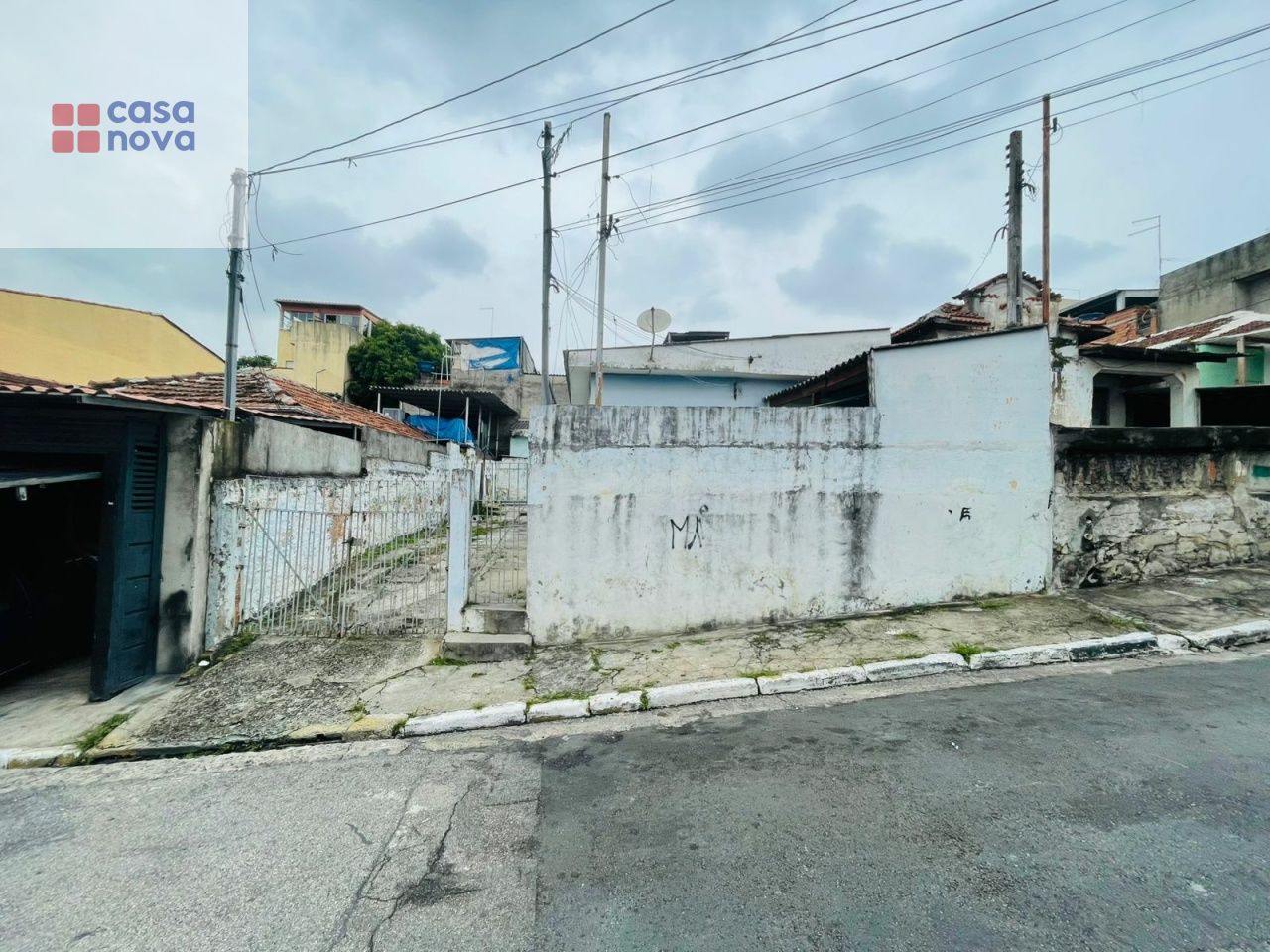 Terreno com Duas Ou Mais Moradias para Venda - VILA MEDEIROS