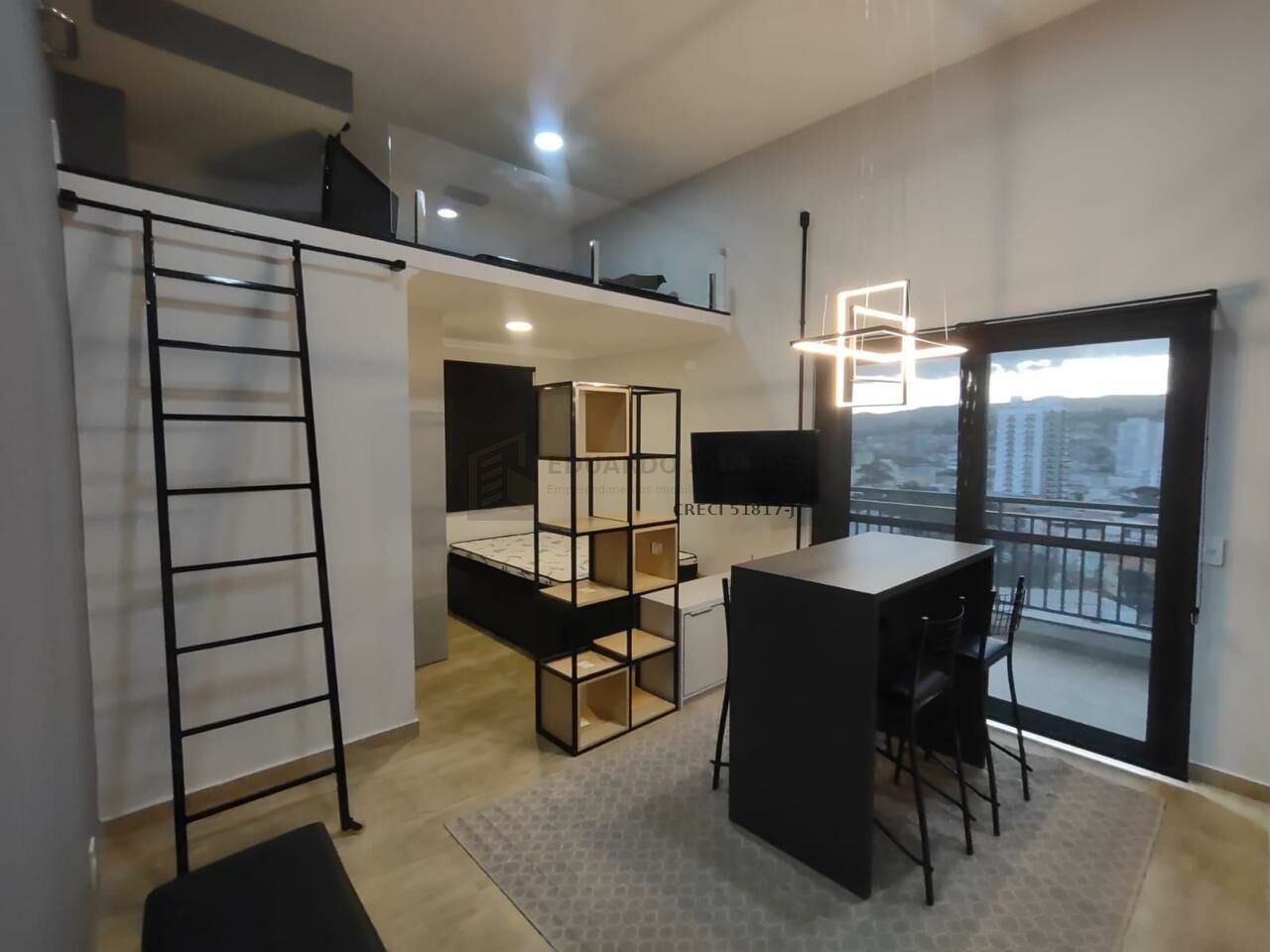 Apartamento para Venda - Vila Galvão