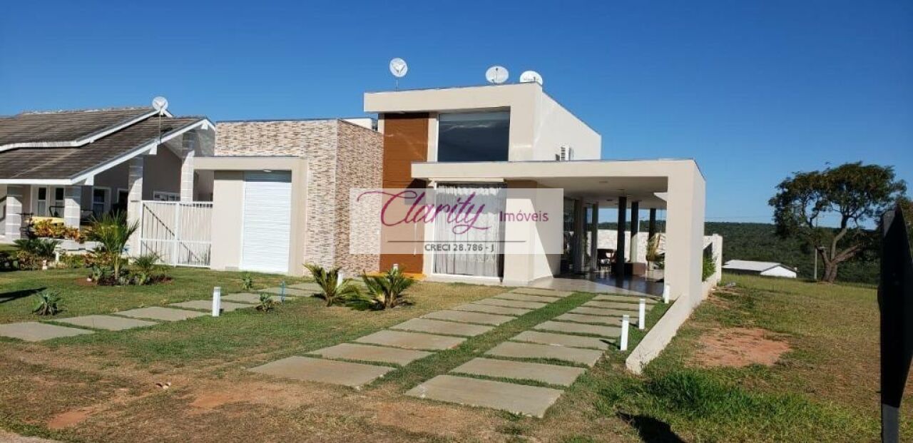 Casa Assobradada para Venda - Centro