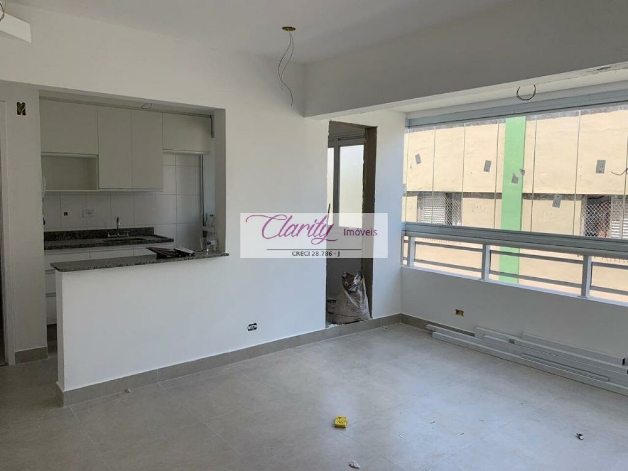 Apartamento para Venda - Vila Galvão